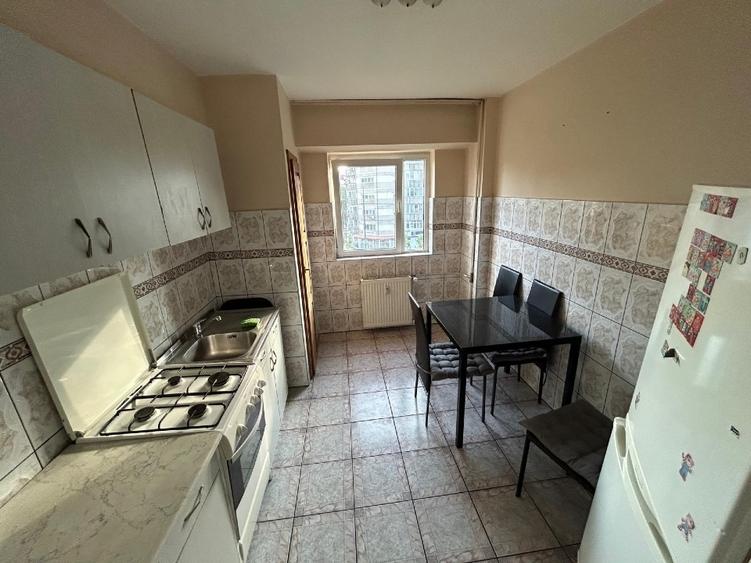 Inchiriez apartament 2 camere - 7