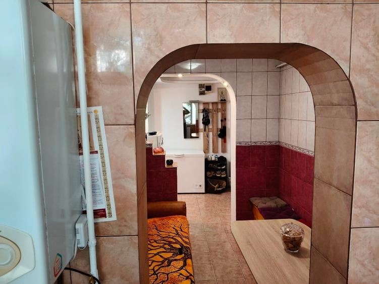 Apartament cu 2 camere decomandat, mobilat în Tătărași