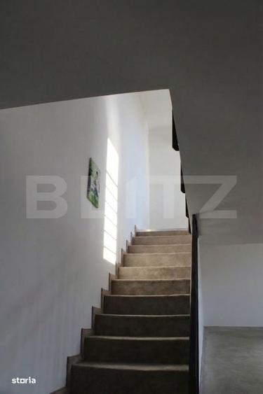 Apartament cu 4 camere în Remetea