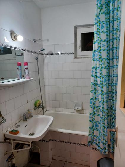 Apartament cu 2 camere semidecomandat în Vasile Aaron
