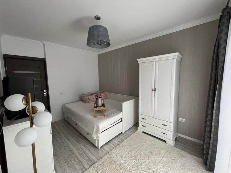 Duplex cu 4 camere cu Canalizare în Popești