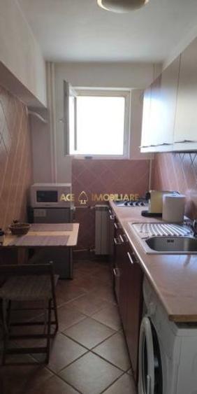 Garsonieră decomandată, mobilată în Bucur Obor