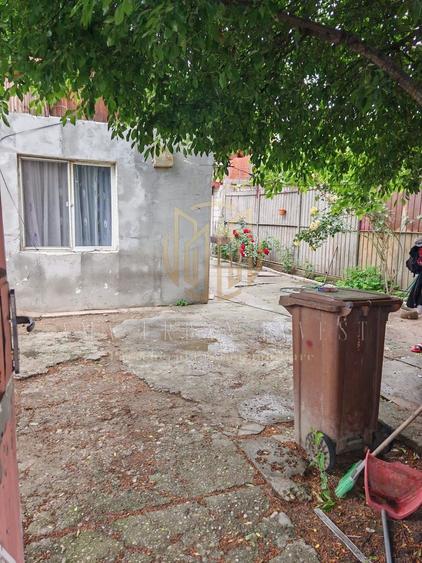 Casă individuală cu 3 camere cu Canalizare în Apărătorii Patriei