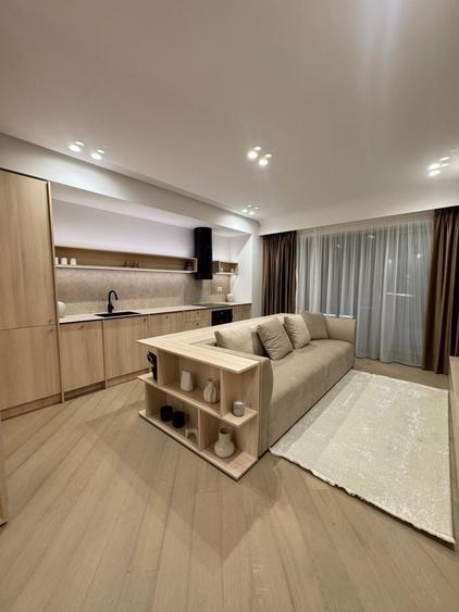 Apartament cu 3 camere decomandat, mobilat în Pipera