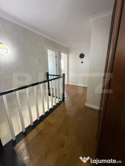 Casă cu 4 camere cu Teren 100 Mp în Central