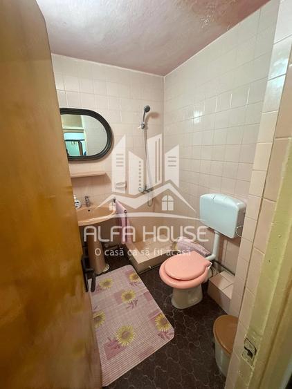 Apartament cu 4 camere decomandat în Govândari