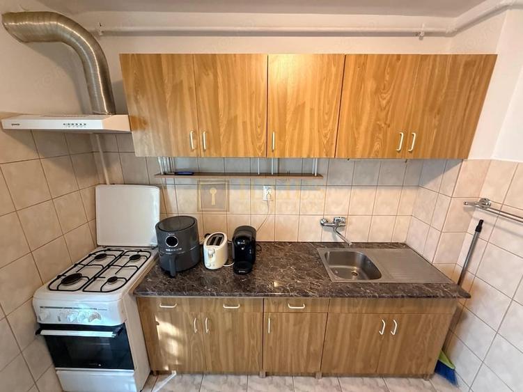 Apartament cu 2 camere decomandat în Soarelui
