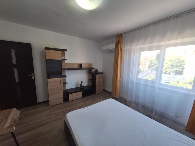 Garsonieră decomandată în Mazepa 1