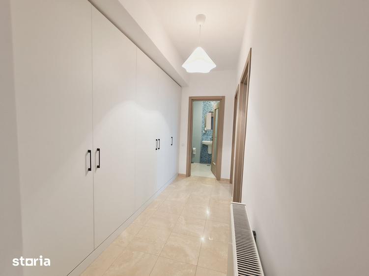 Apartament cu 3 camere decomandat în Ciurea