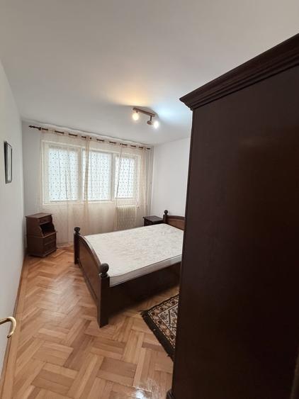 Apartament cu 2 camere semidecomandat, mobilat în Alexandru Obregia