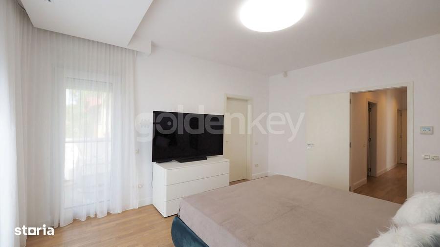 Apartament cu 5 camere, mobilat în Băneasa