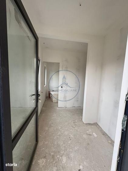 Casă cu 4 camere cu Teren 300 Mp în Central
