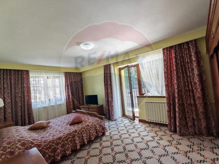 Casă cu 14 camere cu Teren 841 Mp în Cioplea