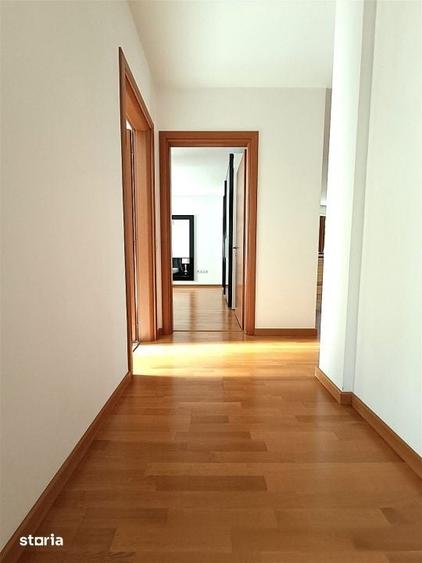 Apartament de lux in zona centrala cu 2 locuri de parcare - 14