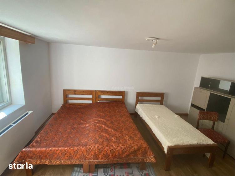 Casă cu 3 camere cu Teren 500 Mp în Cristian
