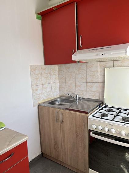 Inchiriez apartament cu o camera - 6