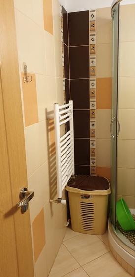 Apartament cu 2 camere semidecomandat în Tractorul