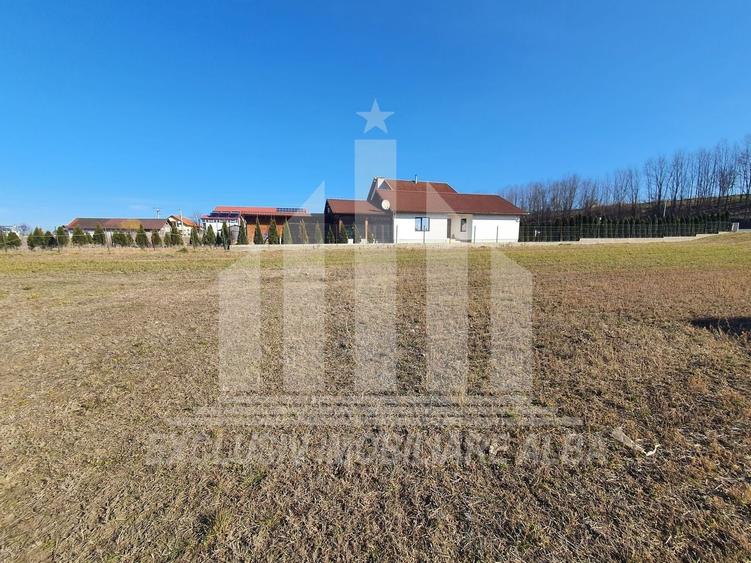 Teren Construcții intravilan de 920 mp, în Ciugud