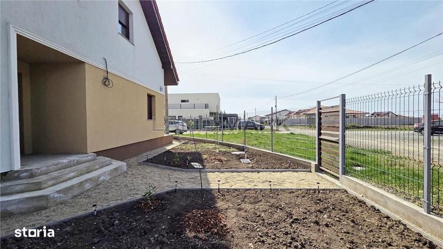 Casă cu 5 camere cu Teren 280 Mp în Ghiroda