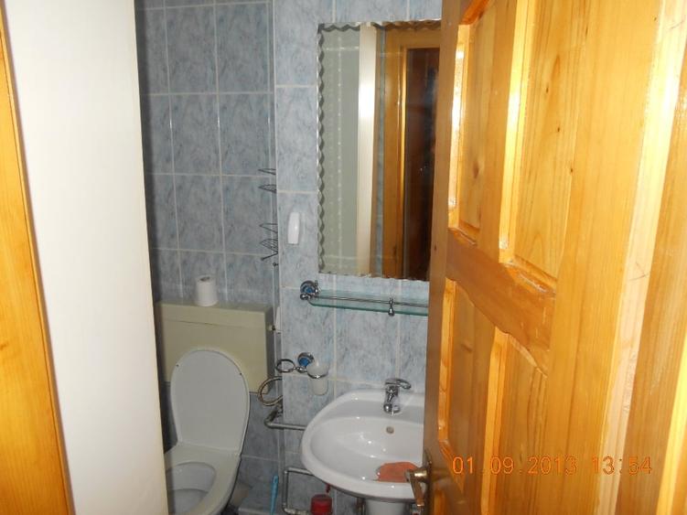Apartament cu 3 camere decomandat, mobilat în Telegrafului