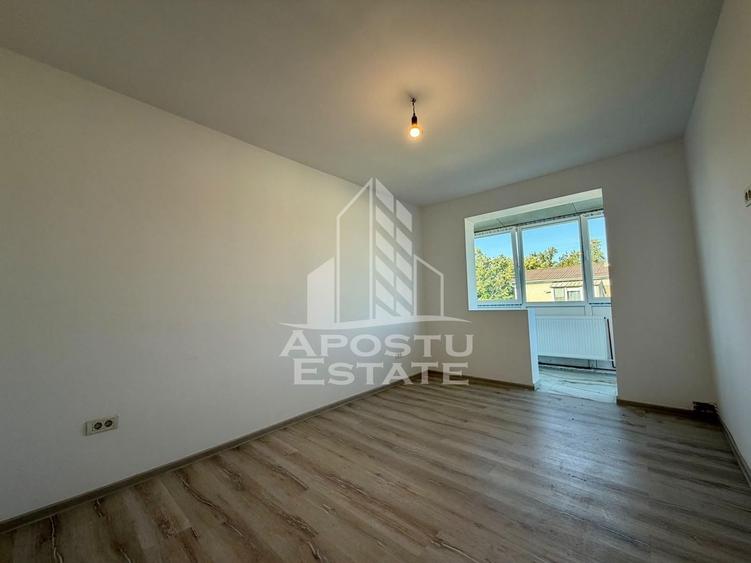Apartament cu 3 camere decomandat în Șagului