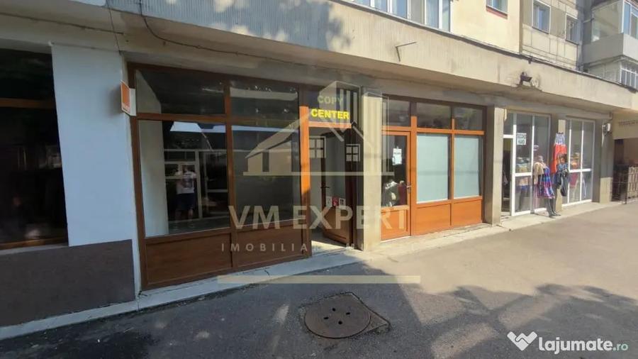 Spațiu comercial, de 47 mp, în Central