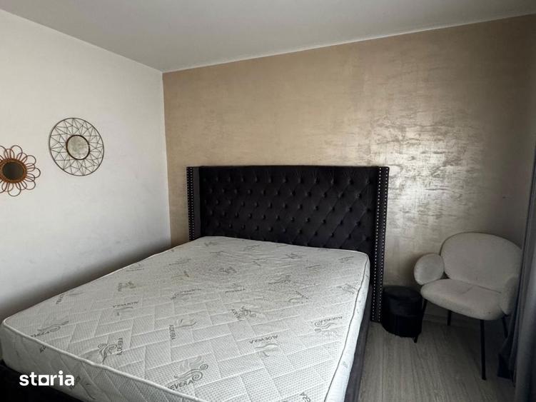 Apartament cu 3 camere în Mărășești