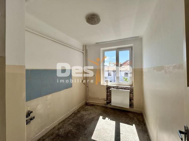 Apartament cu 2 camere semidecomandat în Central