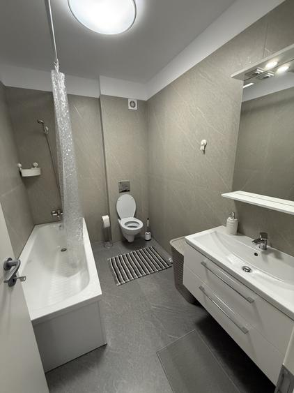 Casă individuală cu 3 camere cu Canalizare în Dobroești