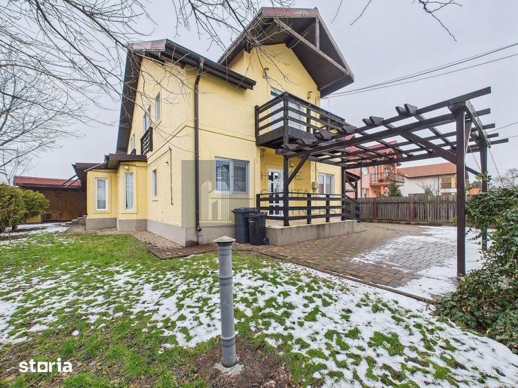 Casă cu 6 camere cu Teren 560 Mp în Tărtășești