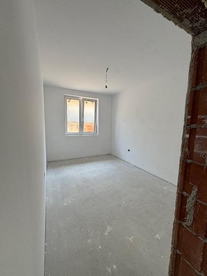 Duplex cu 4 camere cu Garaj în Giroc