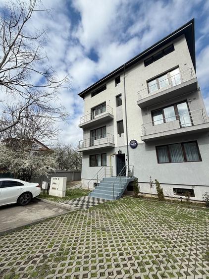 Apartament cu 3 camere în Doamna Ghica