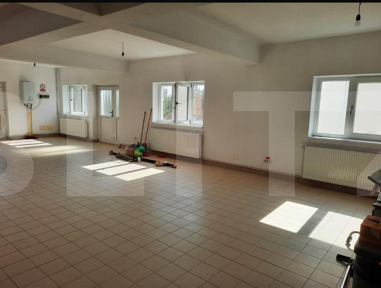 Casă individuală cu 5 camere cu Teren 1028 Mp în Exterior Nord