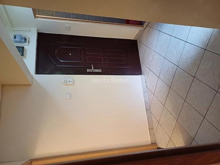 Inchiriez apartament