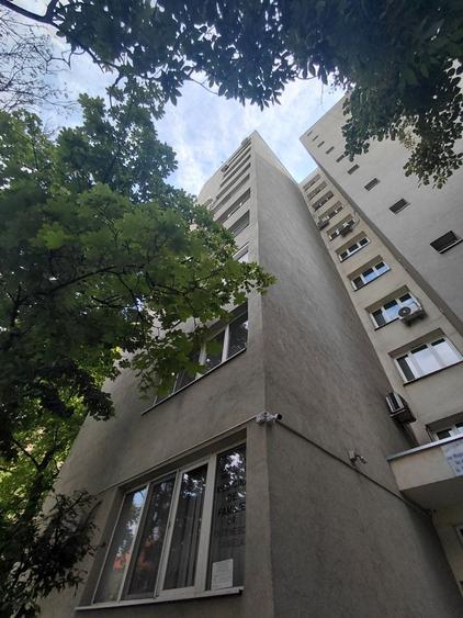 Apartament cu 2 camere semidecomandat în Obor