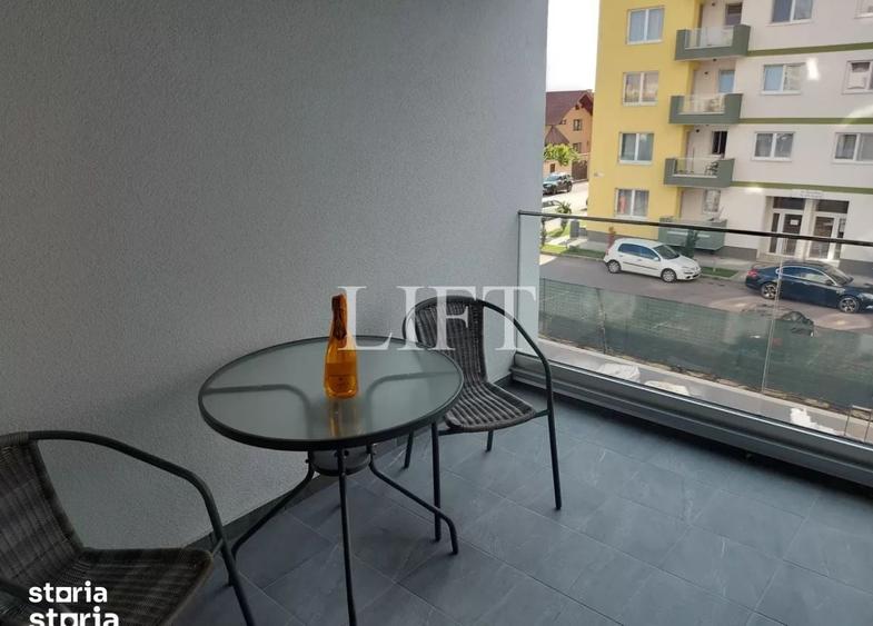 Apartament de 2 camere | etaj intermediar | Loc de parcare | zona Tra - 6