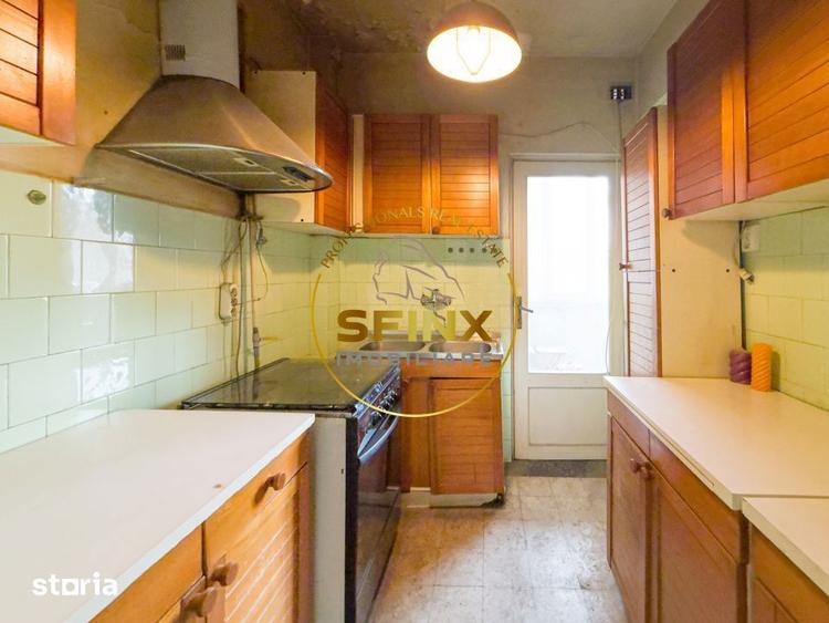 Apartament cu 3 camere, mobilat în Victoriei