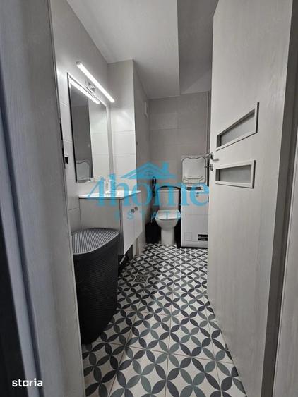 Apartament cu 3 camere în Apărătorii Patriei