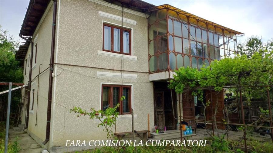 Casă individuală cu 4 camere cu Teren 1730 Mp în Mihăești
