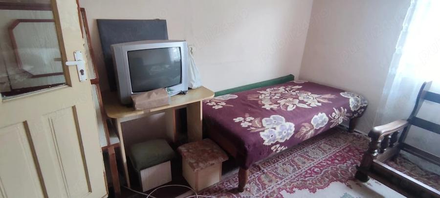 Casă cu 2 camere cu Teren 282 Mp în Central