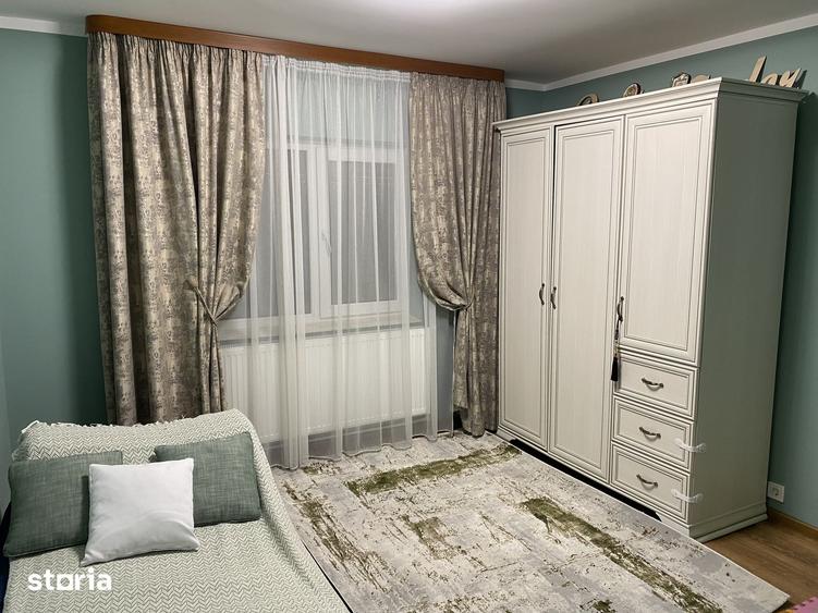 Apartament cu 4 camere în Central