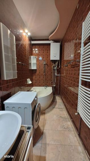 De vanzare/inchiriere apartamentin vila,zona liceul Decebal - 11