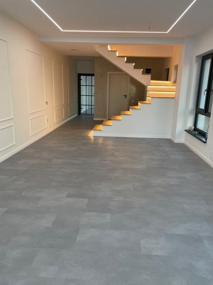 Duplex cu 4 camere cu Canalizare în Iris