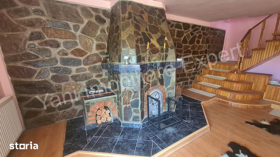 Casă cu 3 camere cu Teren 2469 Mp în Nucșoara