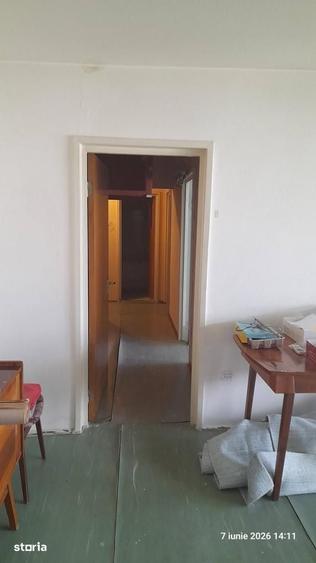 Apartament cu 4 camere în Militari