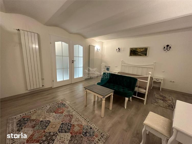 Apartament cu 2 camere, mobilat în Central