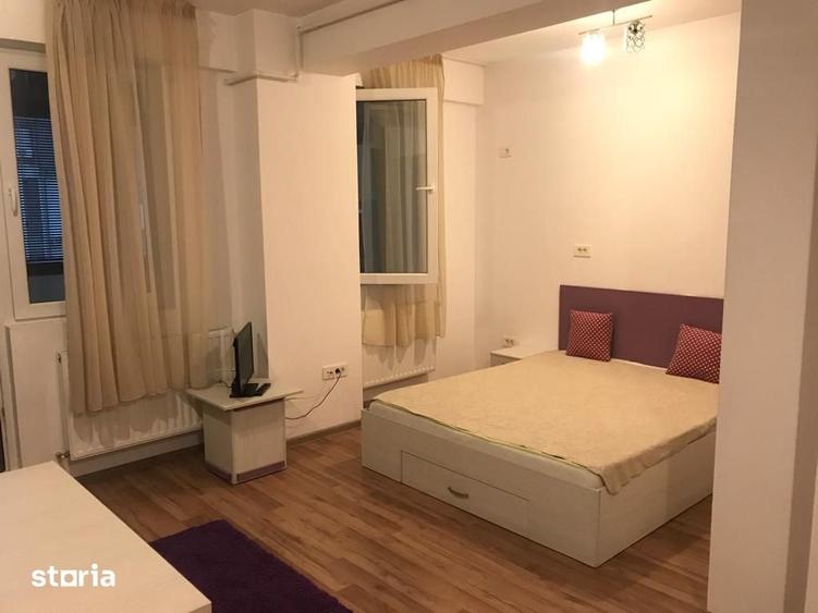 Garsoniera mare in bloc nou pat, canapea, AC ?i parcare - 6