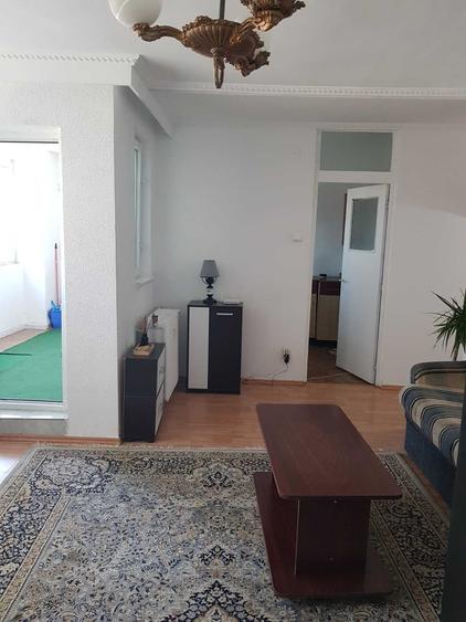 Apartament cu 2 camere decomandat în Domenii