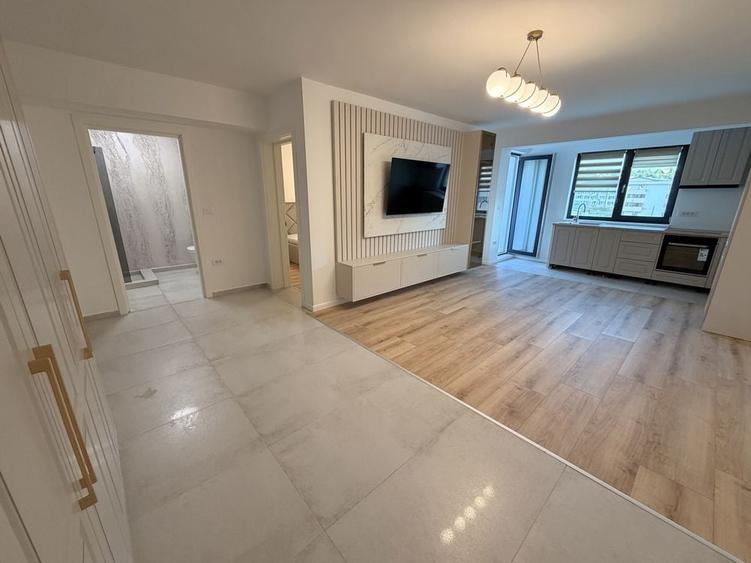 Apartament cu 2 camere semidecomandat în Sud
