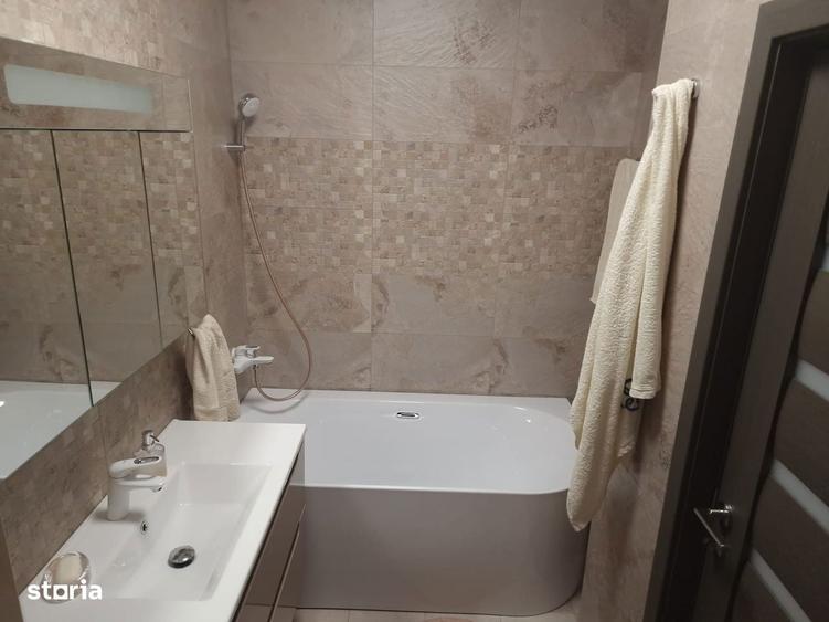 Inchiriez apartament cu 3 camere in Ramnicu Valcea, Bd. DEM RADULESCU - 10